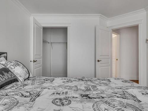Master bedroom - 410-6050 Rue Le Mesnil, Québec (Les Rivières), QC - Indoor Photo Showing Bedroom