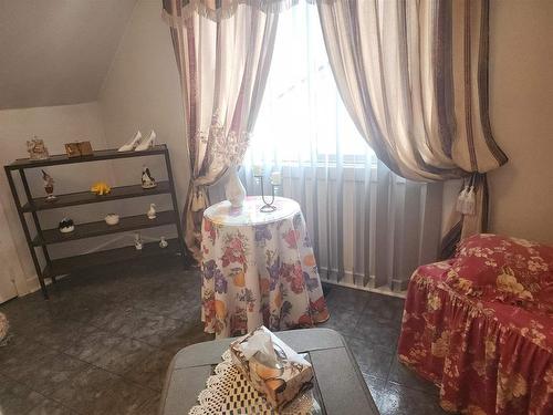 31 Adjala Avenue, Manitouwadge, ON - Indoor Photo Showing Bedroom