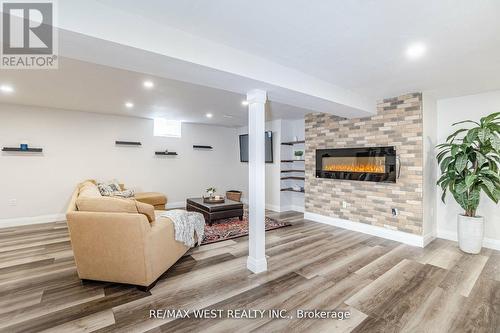 47 Bayshore Boulevard, Barrie, ON - Indoor With Fireplace