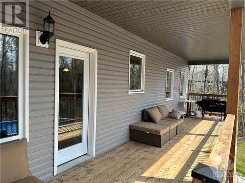 Covered back porch - 306 Athabasca Way, Kemptville, ON - Outdoor With Deck Patio Veranda With Exterior