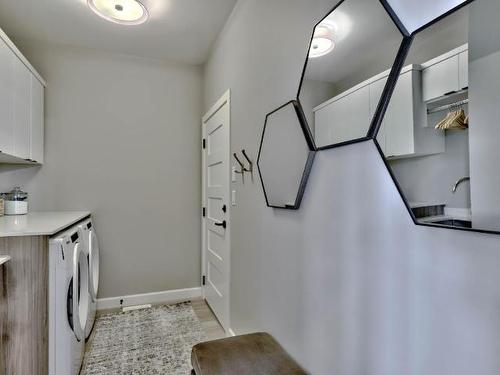 1-260 Rue Cheval Noir, Kamloops, BC - Indoor Photo Showing Laundry Room