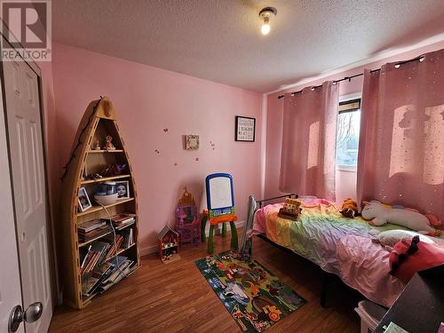 4909 44 Street Ne, Chetwynd, BC - Indoor Photo Showing Bedroom