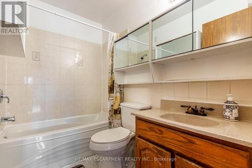 1295 Cannon Street E, Hamilton, ON - Indoor Photo Showing Bathroom