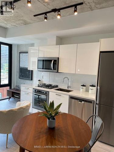 314 - 55 Ontario Street, Toronto, ON - Indoor Photo Showing Kitchen With Stainless Steel Kitchen