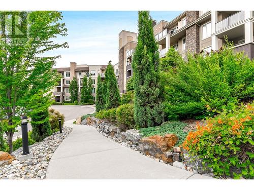 1875 Country Club Drive Unit# 1110, Kelowna, BC - Outdoor