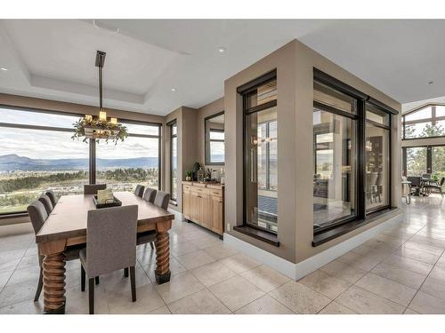 1900 Diamond View Drive, West Kelowna, BC - Indoor Photo Showing Dining Room
