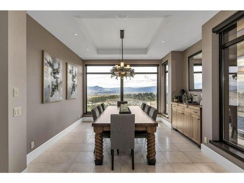 1900 Diamond View Drive, West Kelowna, BC - Indoor Photo Showing Dining Room