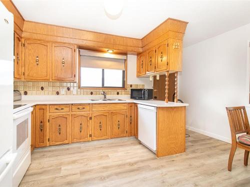 2448 Harmon Road, West Kelowna, BC - Indoor Photo Showing Kitchen With Double Sink