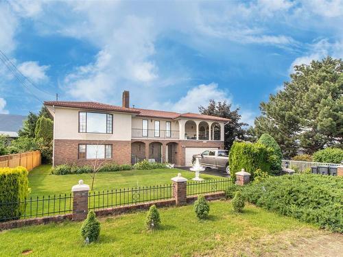 2448 Harmon Road, West Kelowna, BC - Outdoor