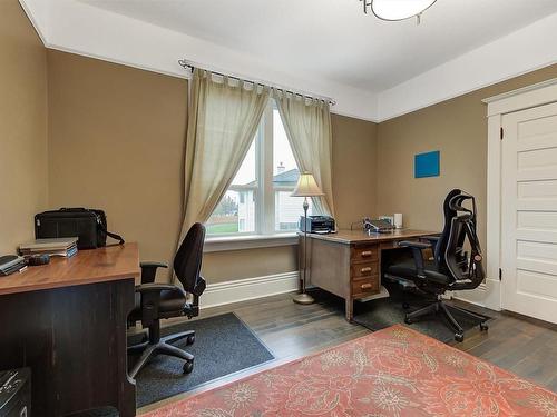 3082 Jolinda Court, Lake Country, BC - Indoor Photo Showing Office