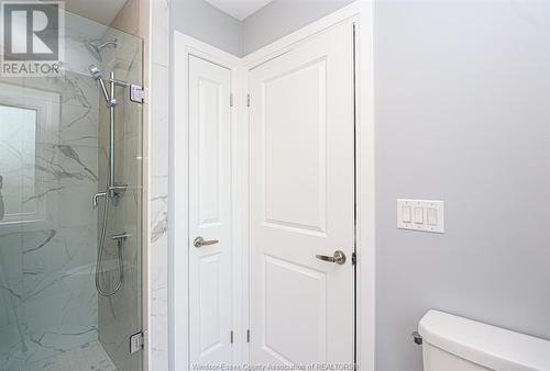 4410 Belmont, Comber, ON - Indoor Photo Showing Bathroom