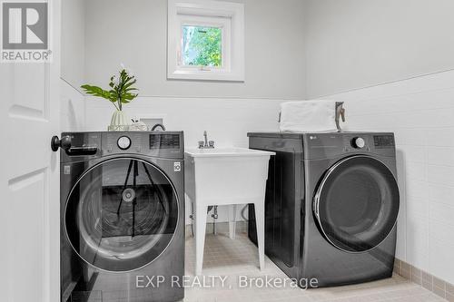 66 Albion Lane, Tiny, ON - Indoor Photo Showing Laundry Room