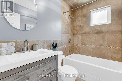 66 Albion Lane, Tiny, ON - Indoor Photo Showing Bathroom