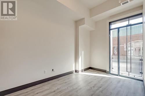 #102 -121 King St E, Hamilton, ON - Indoor Photo Showing Other Room