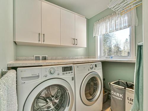 Salle de lavage - 40 2E Rang, Morin-Heights, QC - Indoor Photo Showing Laundry Room