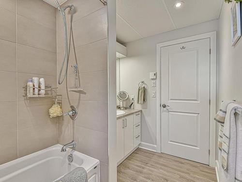 Salle de bains - 40 2E Rang, Morin-Heights, QC - Indoor Photo Showing Bathroom