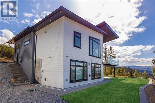 2302 Lavetta Drive, Kelowna, BC - Outdoor With Exterior