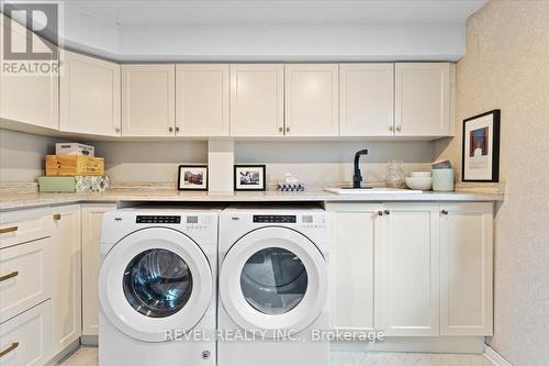 105 Grant Ave, Hamilton, ON - Indoor Photo Showing Laundry Room