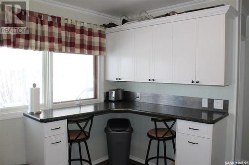 114 1St Street E, Climax, SK - Indoor Photo Showing Kitchen