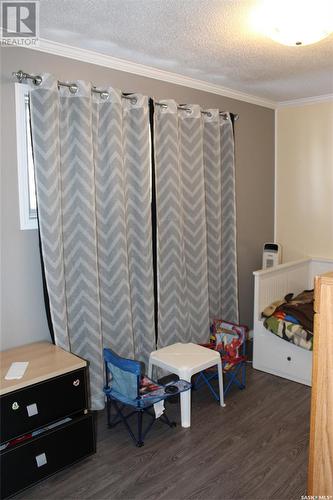 114 1St Street E, Climax, SK - Indoor Photo Showing Other Room