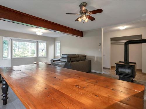 847 Heriot Bay Rd, Quadra Island, BC - Indoor With Fireplace