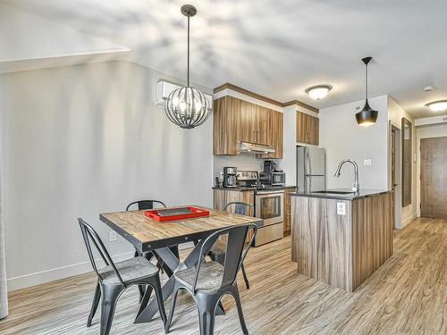 Dining room - 302-50 Ch. Masson, Sainte-Marguerite-Du-Lac-Masson, QC - Indoor