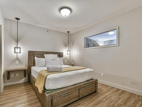 Master bedroom - 302-50 Ch. Masson, Sainte-Marguerite-Du-Lac-Masson, QC - Indoor Photo Showing Bedroom