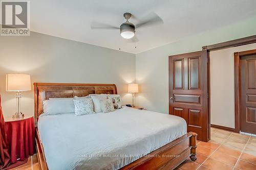 331 Mountsberg Rd, Hamilton, ON - Indoor Photo Showing Bedroom