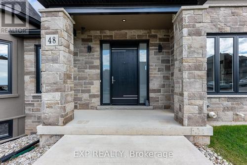 48 Kenmir Ave, Niagara-On-The-Lake, ON - Outdoor