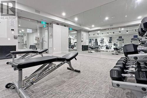 810 - 28 Wellesley Street E, Toronto, ON - Indoor Photo Showing Gym Room