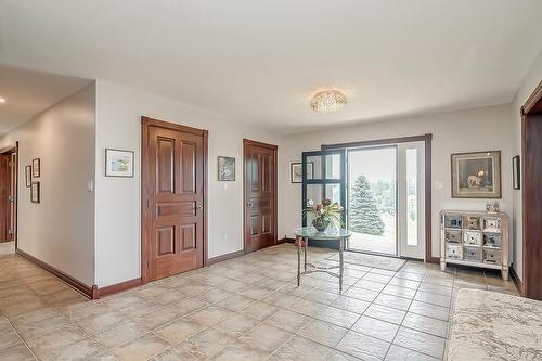 331 Mountsberg Road, Flamborough, ON - Indoor Photo Showing Other Room