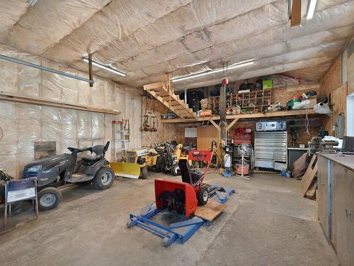 Garage - 93 Rue Tremblay, Saint-Jean-Sur-Richelieu, QC - Indoor Photo Showing Garage