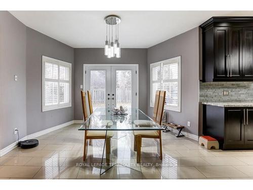 107 Thornbrook Crt, Vaughan, ON - Indoor Photo Showing Dining Room