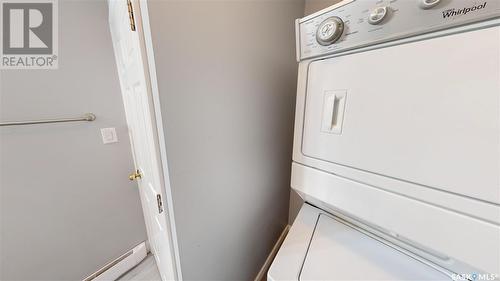 2267 Cameron Street, Regina, SK - Indoor Photo Showing Laundry Room