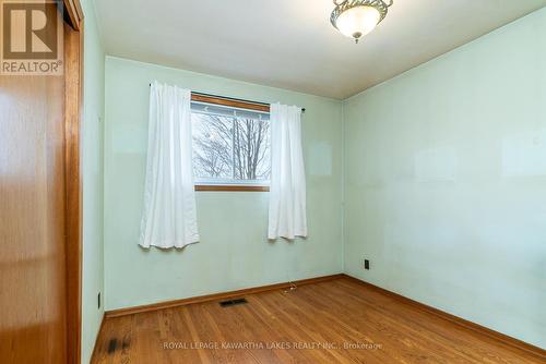 193 Kennedy Bay Rd, Kawartha Lakes, ON - Indoor Photo Showing Other Room