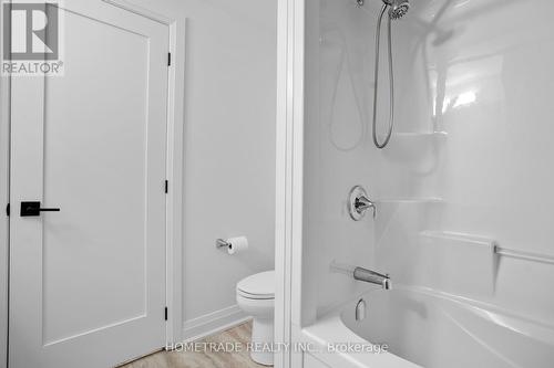 123 Susan Drive, Pelham, ON - Indoor Photo Showing Bathroom