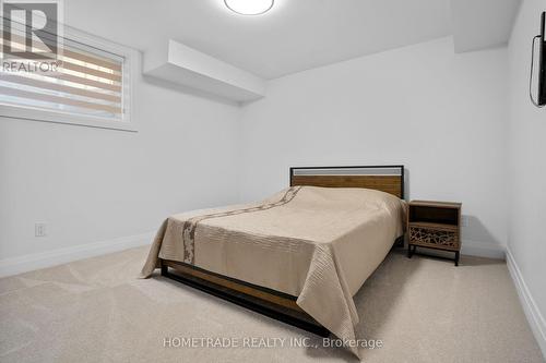 123 Susan Drive, Pelham, ON - Indoor Photo Showing Bedroom