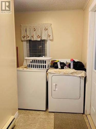 408 Main Street, New Wes Valley, NL - Indoor Photo Showing Laundry Room