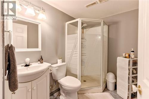 29 Bayshore Drive, Petawawa, ON - Indoor Photo Showing Bathroom