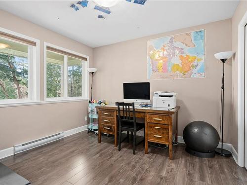 482 Becher Bay Rd, Sooke, BC - Indoor Photo Showing Office
