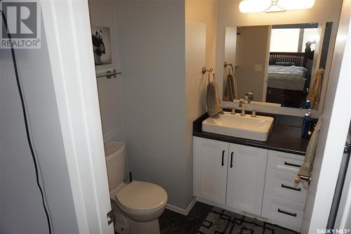 272 Plainsview Drive, Regina, SK - Indoor Photo Showing Bathroom