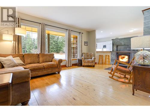 499 Quatsino Boulevard, Kitimat, BC - Indoor Photo Showing Living Room With Fireplace