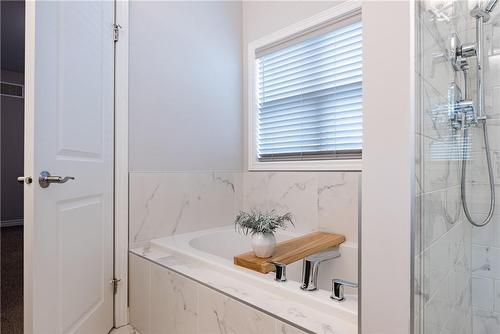 3816 Ryan Avenue, Crystal Beach, ON - Indoor Photo Showing Bathroom