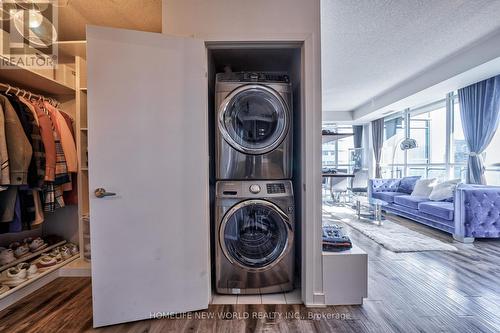 #2402 -4070 Confederation Pkwy, Mississauga, ON - Indoor Photo Showing Laundry Room