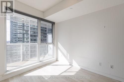 #1012 -4065 Confederation Pkwy, Mississauga, ON - Indoor Photo Showing Other Room