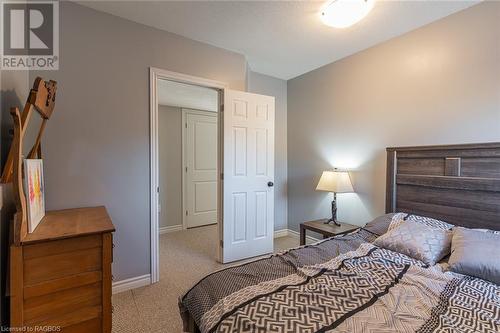 30 Lakefield Drive, Kincardine, ON - Indoor Photo Showing Bedroom