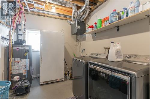 30 Lakefield Drive, Kincardine, ON - Indoor Photo Showing Laundry Room