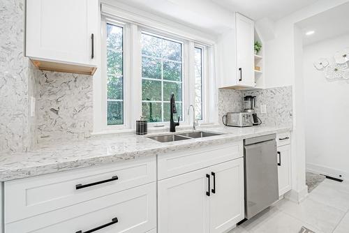 704 Old Dundas Road, Hamilton, ON - Indoor Photo Showing Kitchen With Double Sink