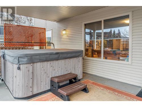 802 Breeze Place, Kelowna, BC - Outdoor With Deck Patio Veranda With Exterior