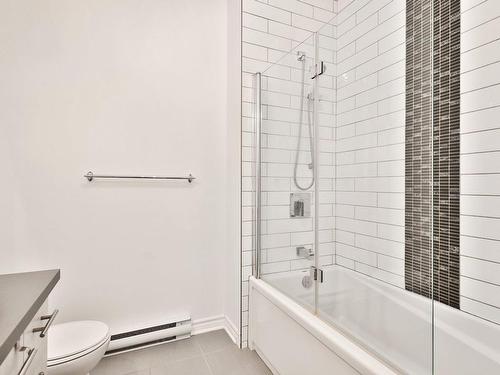 Salle de bains - 209-8255 Boul. Leduc, Brossard, QC - Indoor Photo Showing Bathroom